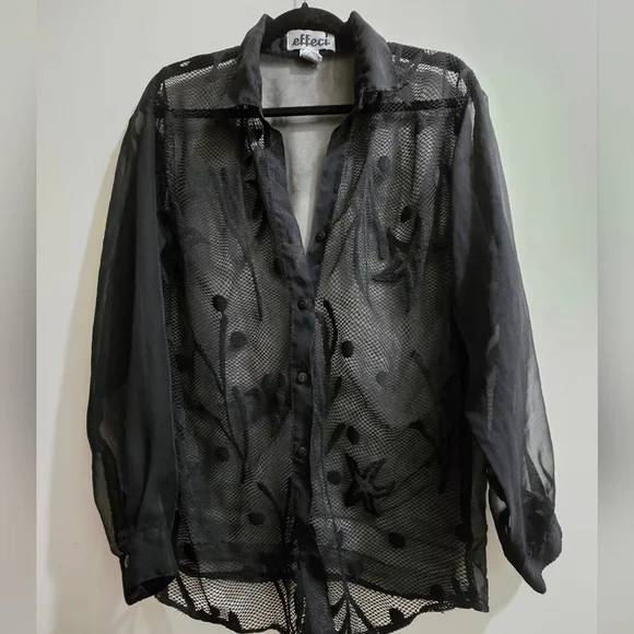 Effeci Black  Floral Mesh Button Up Blouse Size M - Picture 10 of 10